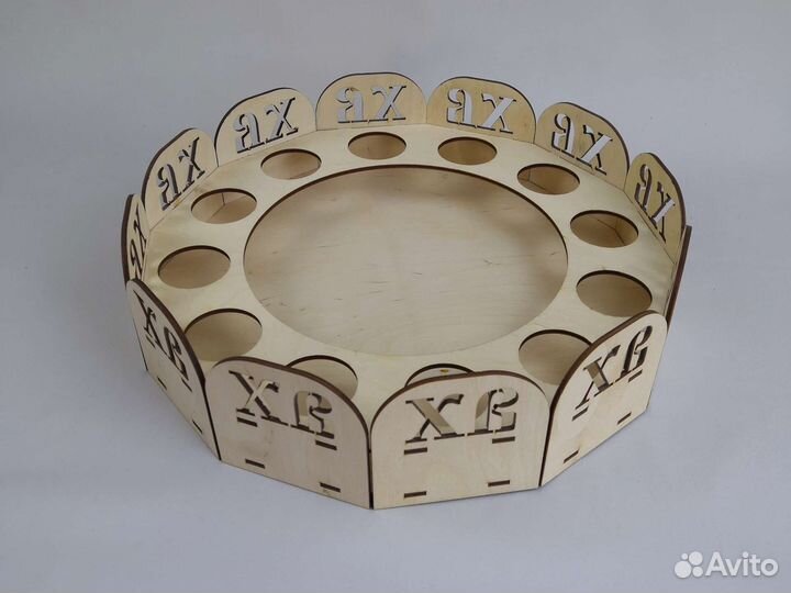 Подставка для кулича и яиц