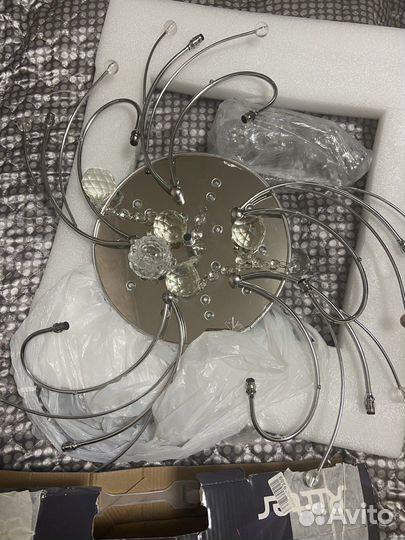 Люстра с пультом бу