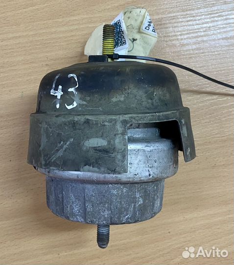 Подушка двигателя правая audi A6