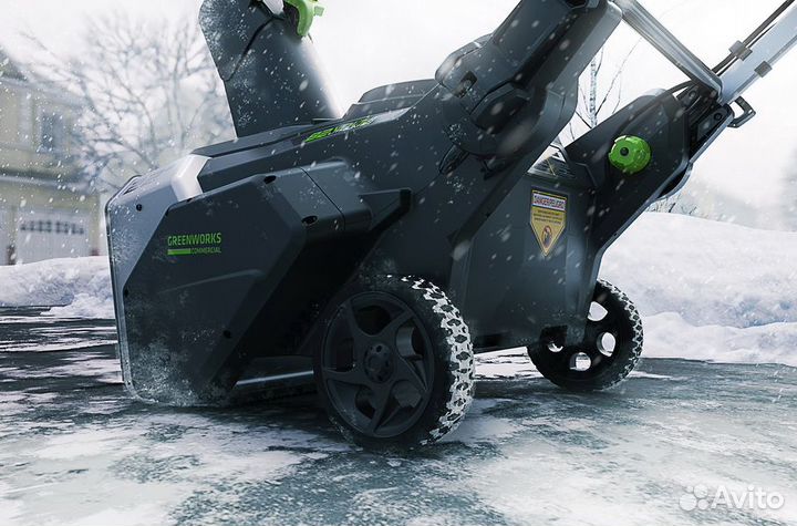 Снегоуборщик аккумуляторный Greenworks 82V