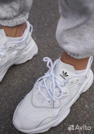 Adidas ozweego lux