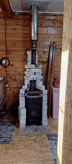 Дом 32 м² на участке 17 сот.