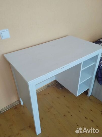 Письменный стол IKEA