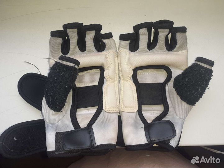 Перчатки для тхэквондо