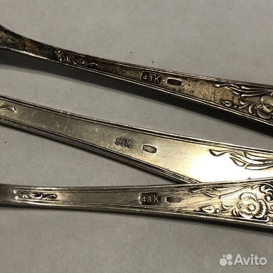 Серебряные столовые приборы