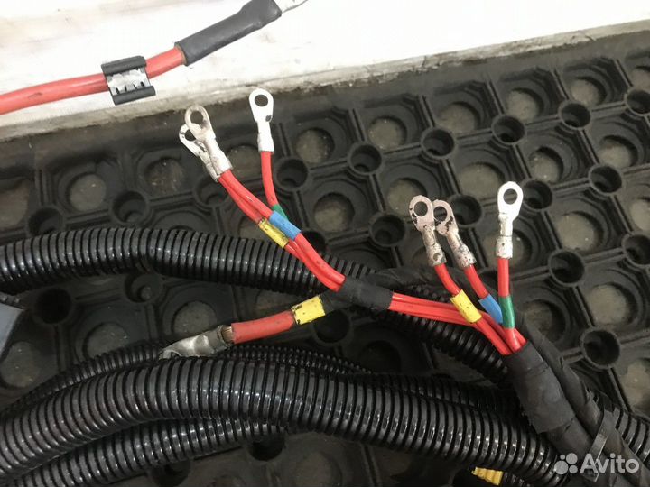 Проводка акб Volvo FH