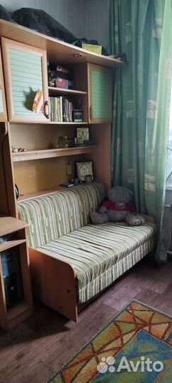 Школьный уголок