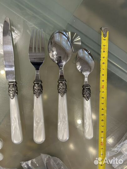 Набор столовых приборов новый