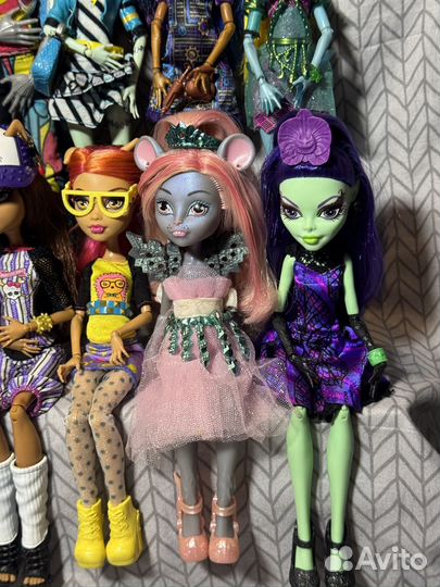 Кукла монстер хай