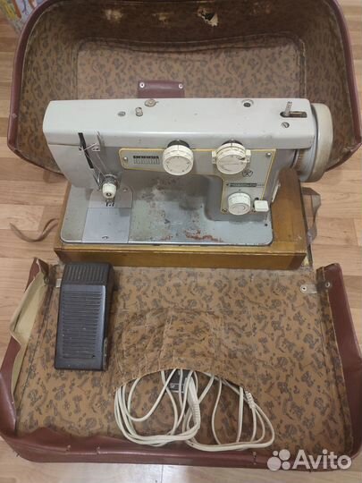 Швейная машинка