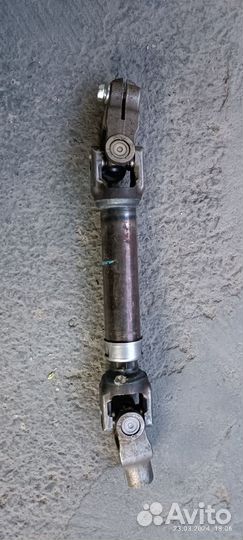 Вал рулевой колонки Тойота Королла 180