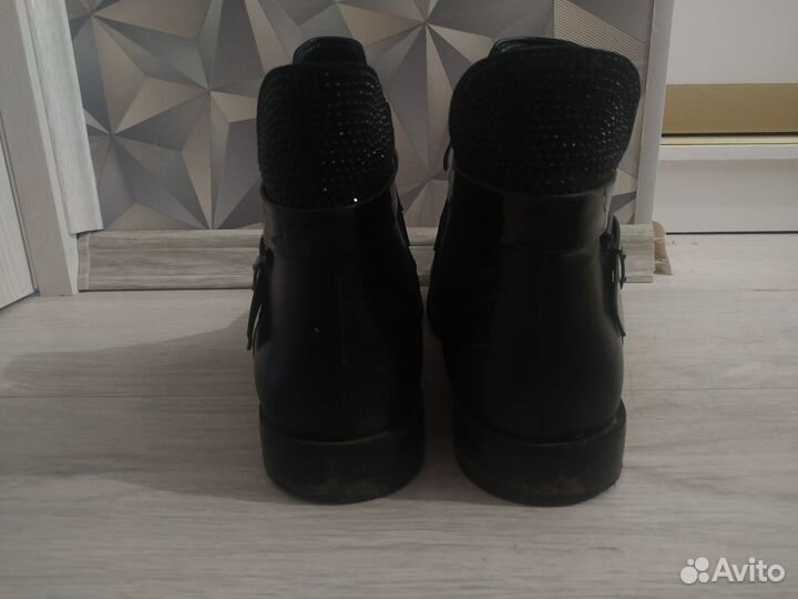 Осенние ботинки