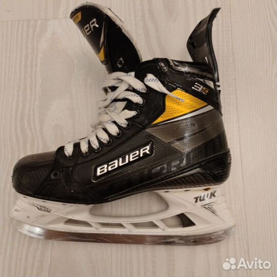 Хоккейные коньки Bauer Supreme 3S PRO