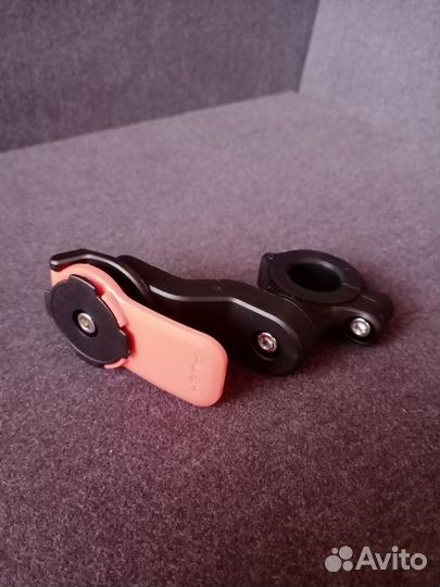 Крепление телефона на руль вело/мото. Тип QuadLock