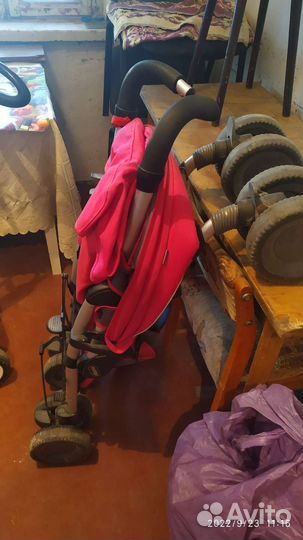 Прогулочная коляска трость chicco