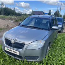 Skoda Roomster 1.4 MT, 2008, 280 000 км, с пробегом, цена 390 000 руб.