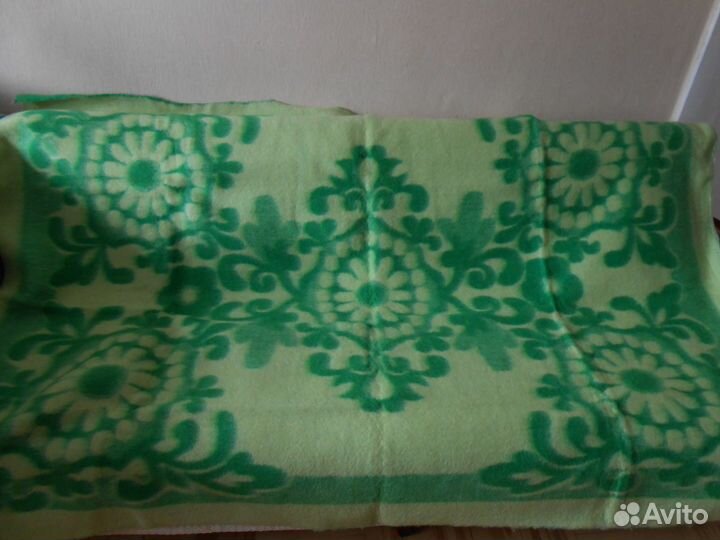 Одеяло шерстяное