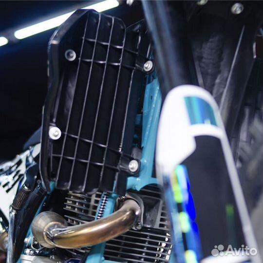 Кроссовый мотоцикл rockot R11 Frost Flash