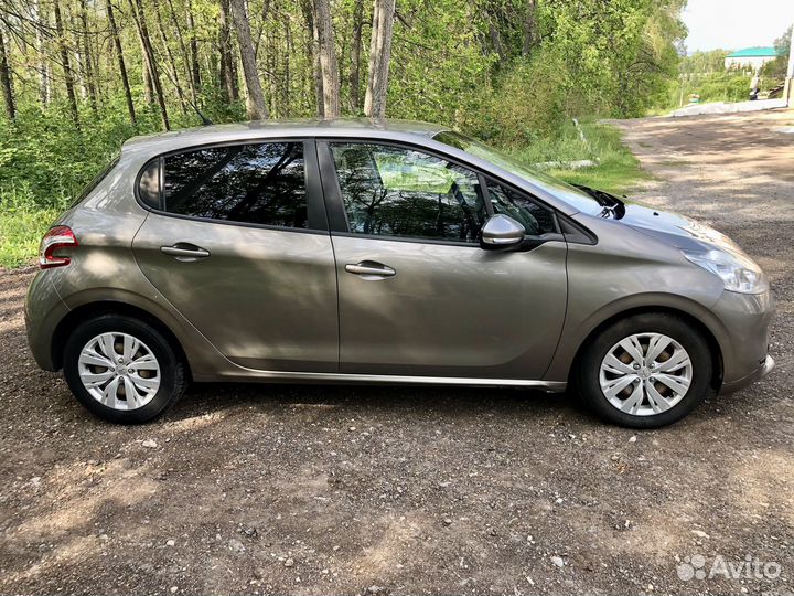 Peugeot 208 1.2 AMT, 2013, 147 000 км