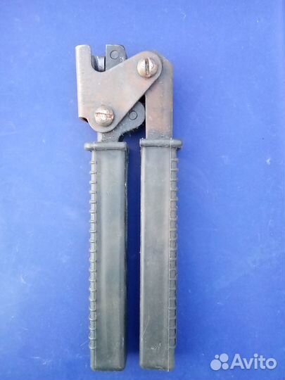 Пломбиратор