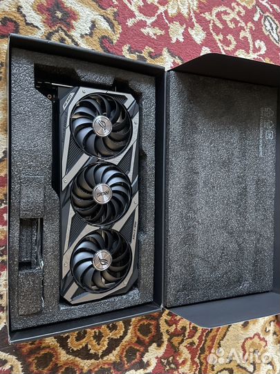 Видеокарта geforce RTX 3070 ti ROG strix OC