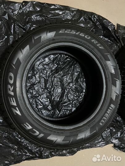 Pirelli Ice Zero 225/60 R17 103T