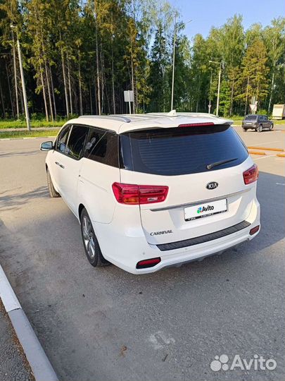 Kia Carnival 2.2 AT, 2018, 137 000 км