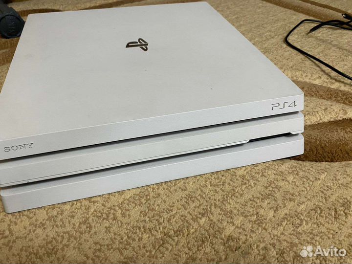 Sony PS4 pro,вияр шлем