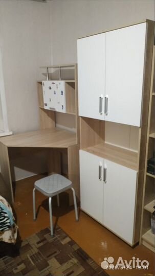 Компьютерный стол угловой со шкафами