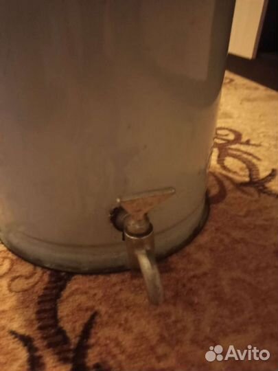 Бак с краном