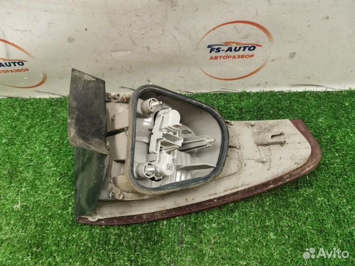 Фонарь задний правый Ford Mondeo 4 седан 2.0 aoba