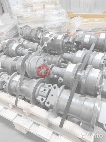 Каток поддерживающий JCB JS460L LK60