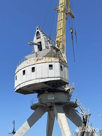 Кран портальный монтажный