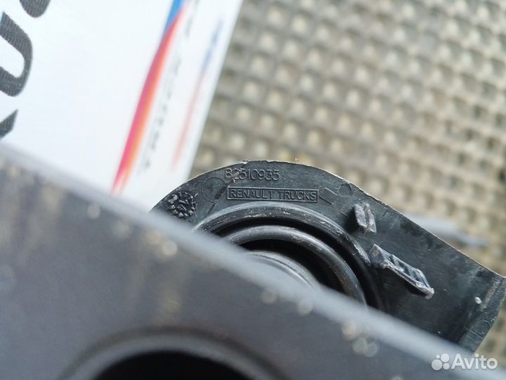 Поручень кабины задний правый Renault T