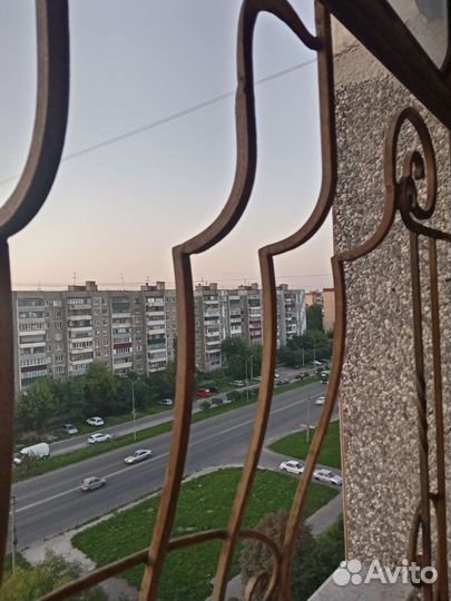 Кованая решетка на окна из цельного прута