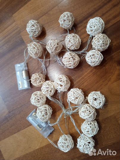 Гирлянда из шариков-ротанга