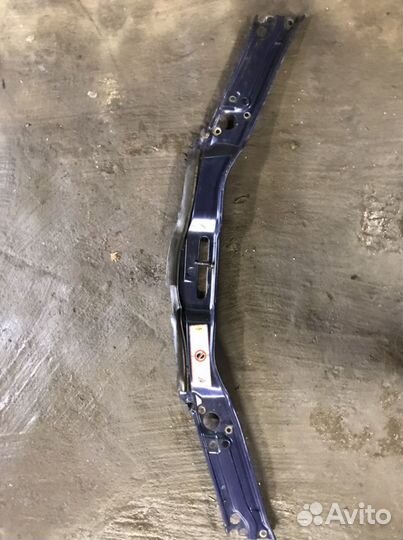 Телевизор audi 100-45