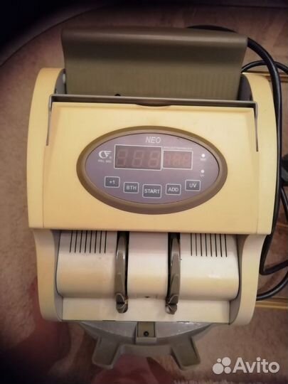 Счетчик банкнот PRO 40U NEO