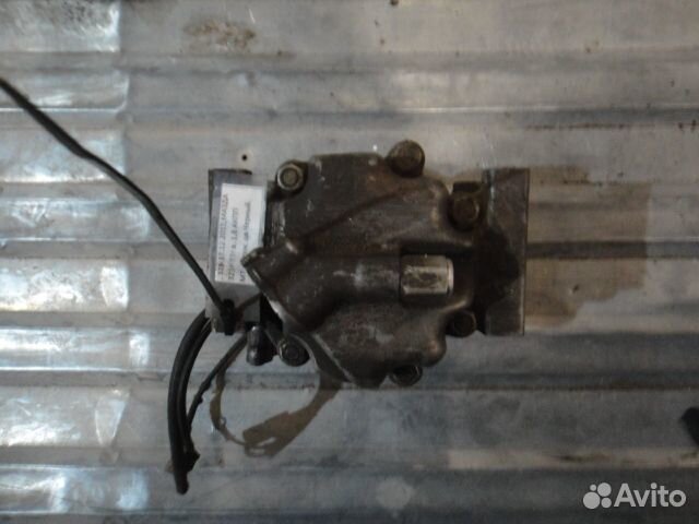 Компрессор кондиционера 323F (94-98) 1,8 б/у