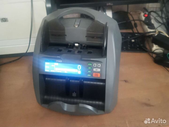 Машина для счета денег