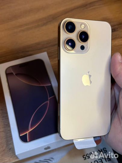 Айфон XR в корпусе 16