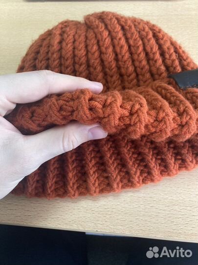 Вязанные Шапки ручной работы