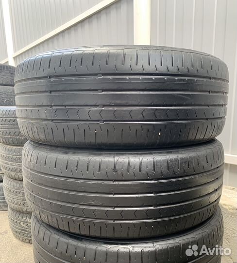 Continental ContiPremiumContact 5 215/55 R17 94V