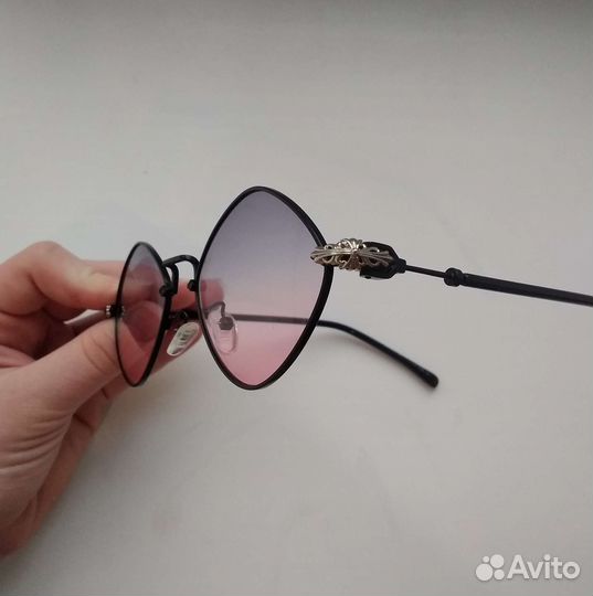 Солнцезащитные очки женские