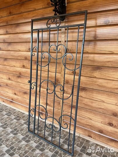 Металическая дверь кованная