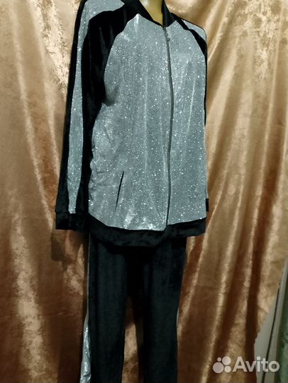 Костюм женский спортивный