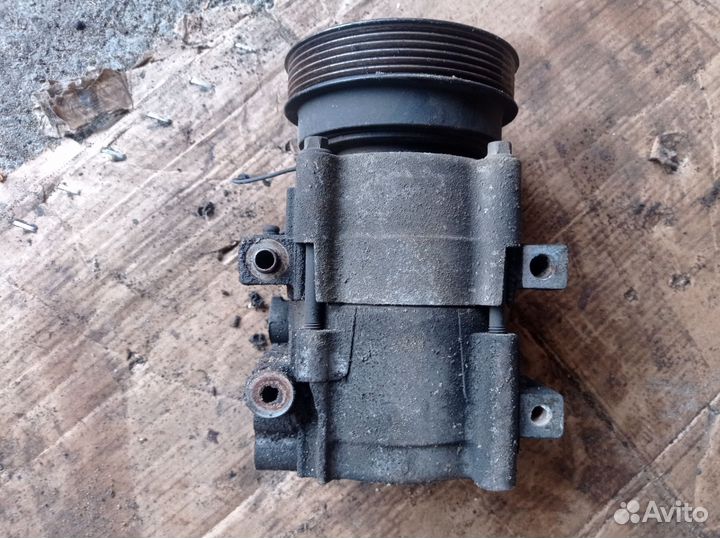 Компрессор кондиционера хундай Санта фе классик