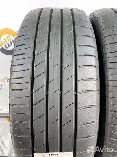 Goodyear EfficientGrip Performance 215/60 R17 96T