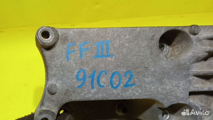 Кронштейн компрессора кондиционера Ford Focus 3