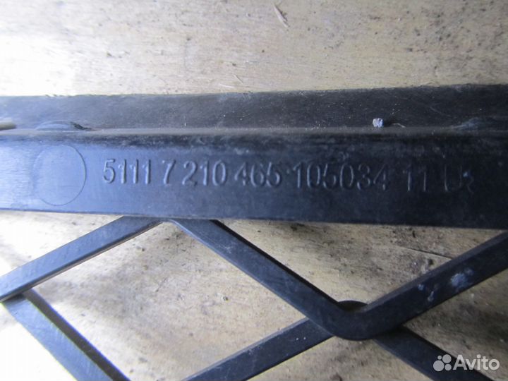 Решетка в бампер центральная BMW X3 F25 2010